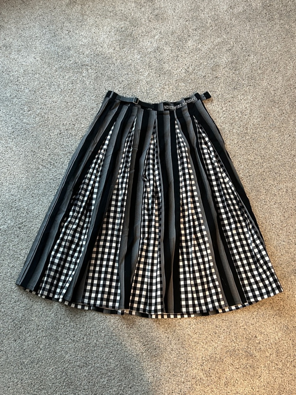 NWT Wednesday Addams Nevermore XL midi skirt gingham striped goth